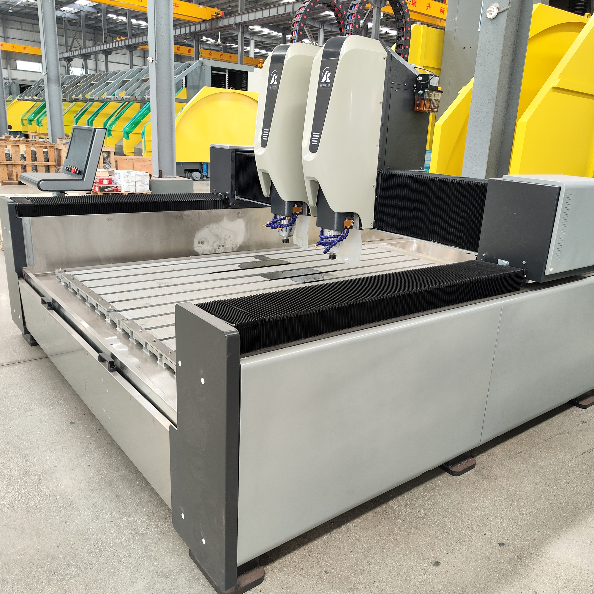 маршрутизатор 06